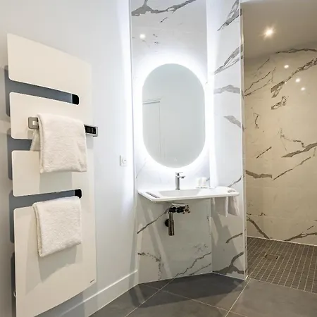 Solstice - Et Terroir Hotel