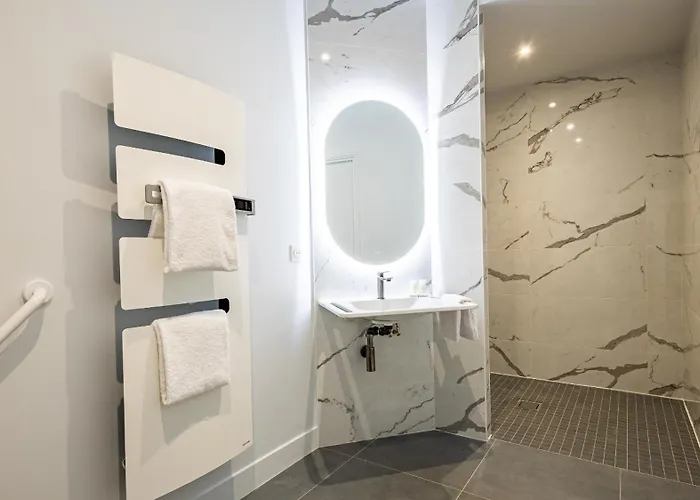 Solstice - Et Terroir Hotel