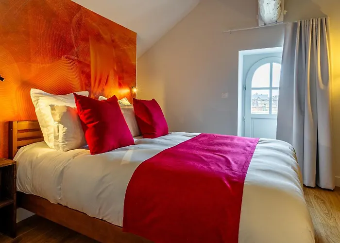 Solstice - Et Terroir Beaune (Cote d'Or)